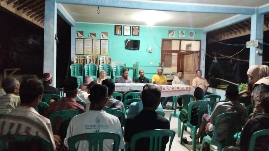 Peletakan batu pertama dan sosilaisasi Yayasan Bina Taajul Waqor Indonesia